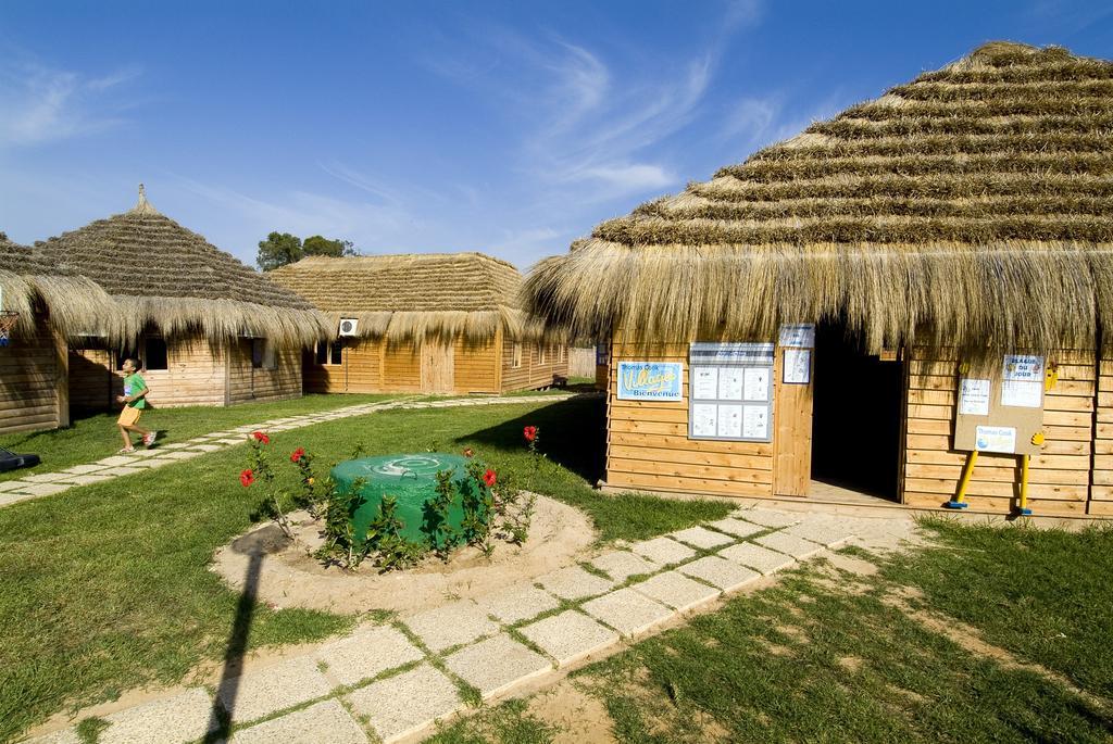 (סוס (עיר Thalassa Village Skanes מראה חיצוני תמונה